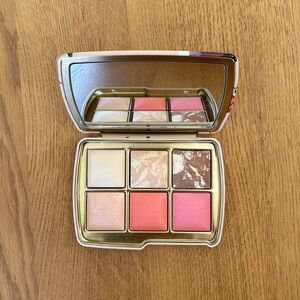 Hourglass Ambient Palette - Deer